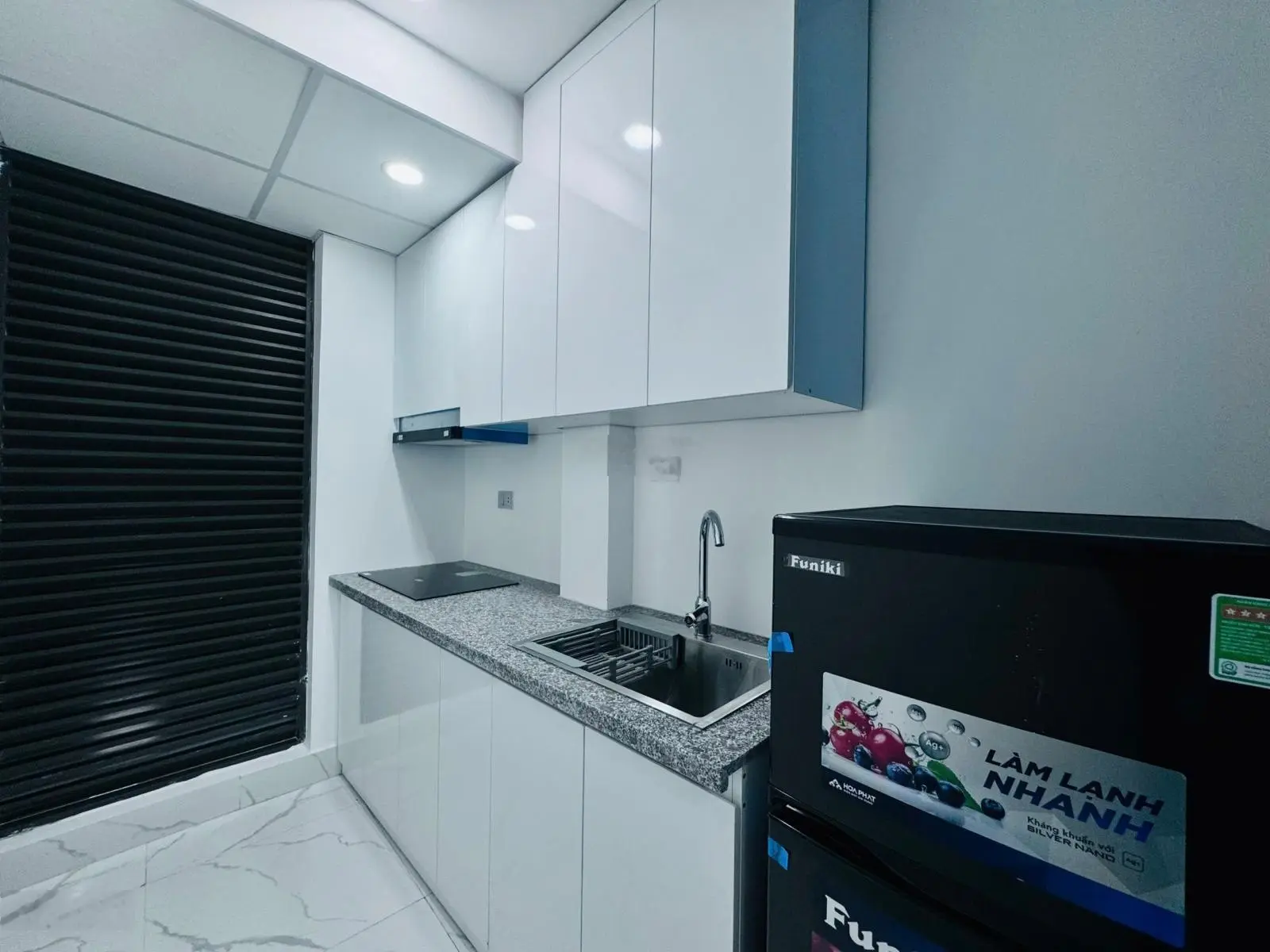 Chính chủ bán chung cư mini phố Thịnh Liệt (cạnh MediaMart), 80m2x7T mới tinh, 20 phòng giá 17.6 tỷ