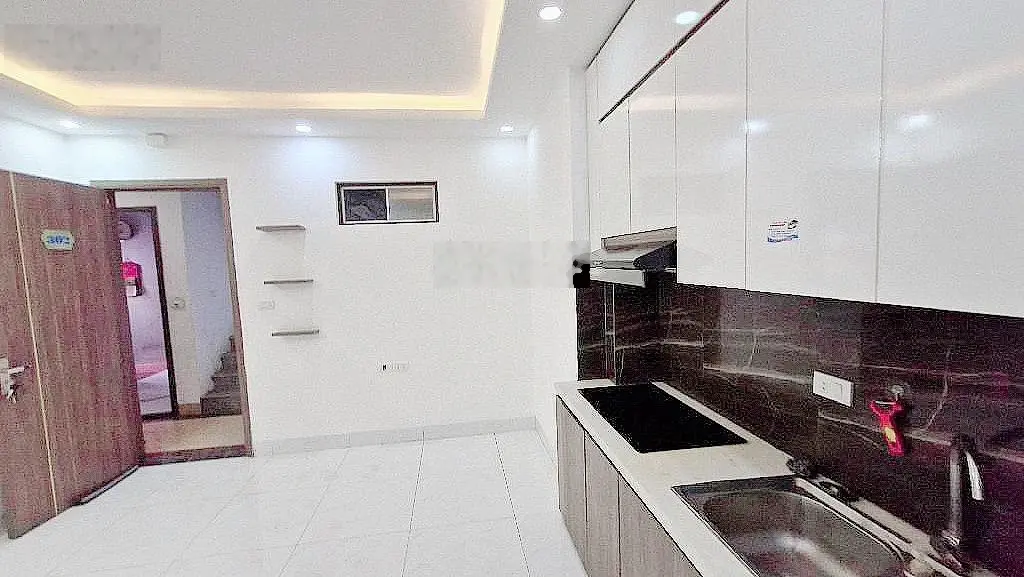 1,5 tỷ căn CC mini Cầu Diễn, 2 PN, thang máy, ở sướng, văn minh, 45m2