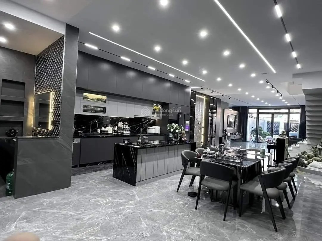 Bán nhà phường 13 Tân Bình, HXH Đồng Xoài (7*20m) 5 tầng - 110 tr/m2