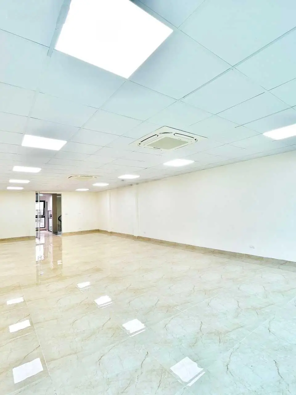 Bán nhà Nguyễn Phong Sắc, Trần Đăng Ninh, Cầu Giấy văn phòng 76m2, 7 tầng, 45 chỗ, 22 tỷ, thông