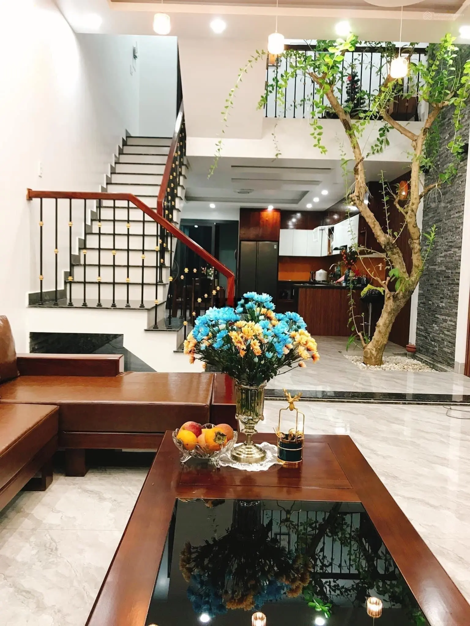 Bán nhà Trung Tâm Đống Đa Trần Quang Diệu Vip Đống Đa Ô Tô Con Lùi Cửa 20M Ra Ô Tô Tránh Nhà Đẹp