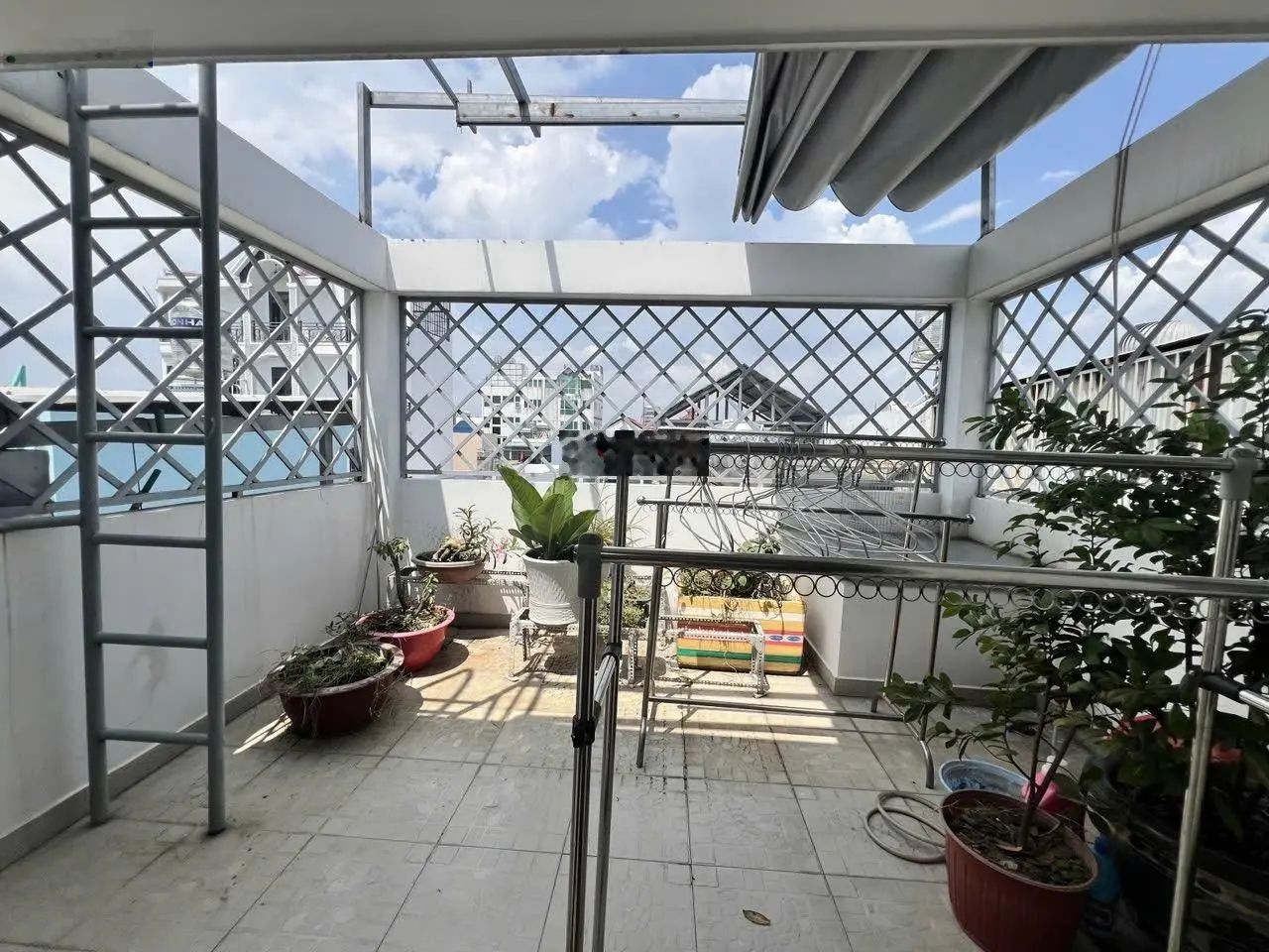 Nhà đẹp giá củng ok chỉ vào ở ngay đất mới bình tân 5,8 tỷ