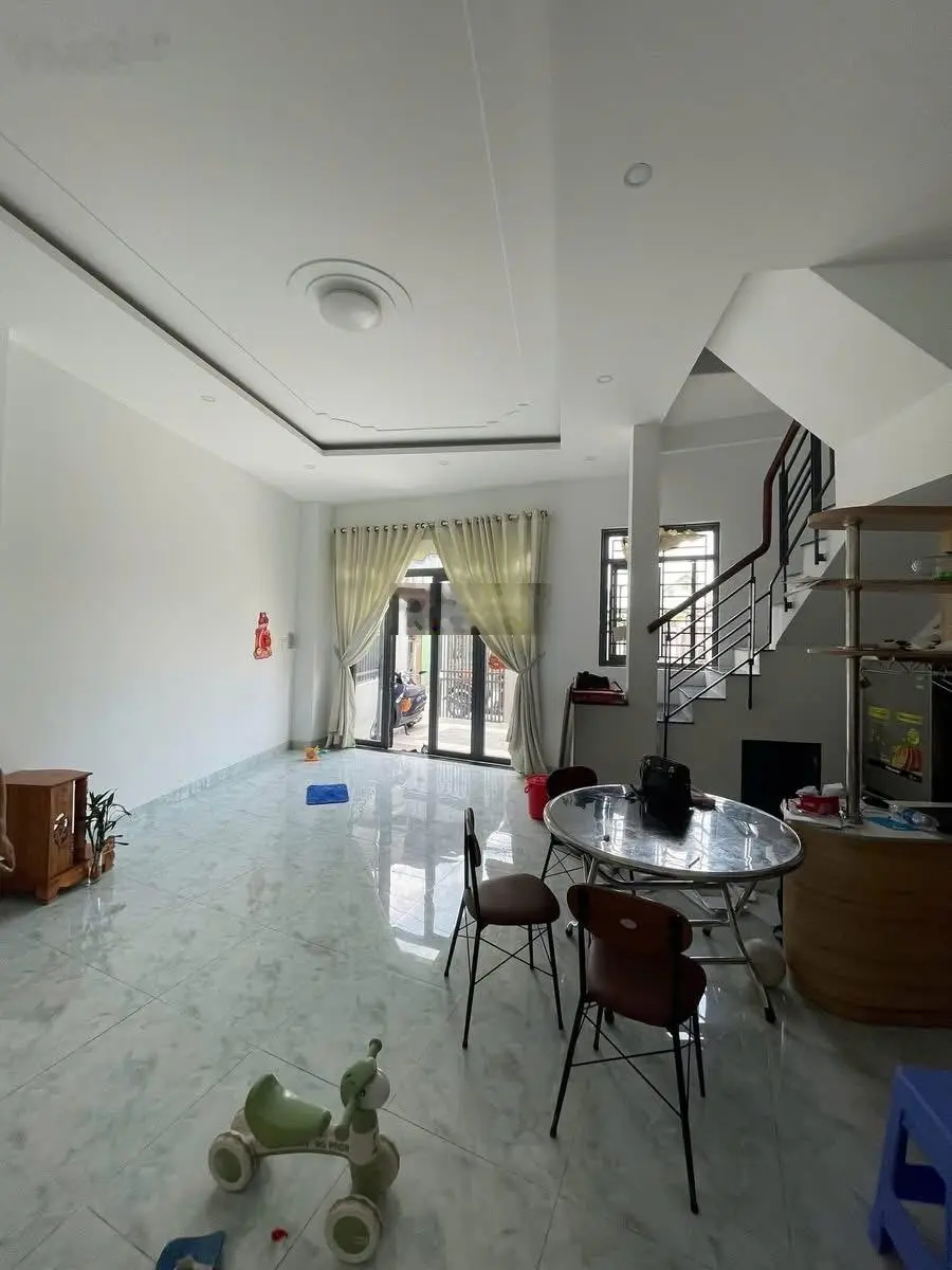 Bán nhà riêng 1 trệt 1 lầu 1 tum tại Đông Minh, Dĩ An, Bình Dương, giá ưu đãi 3,75 tỷ, 75m2