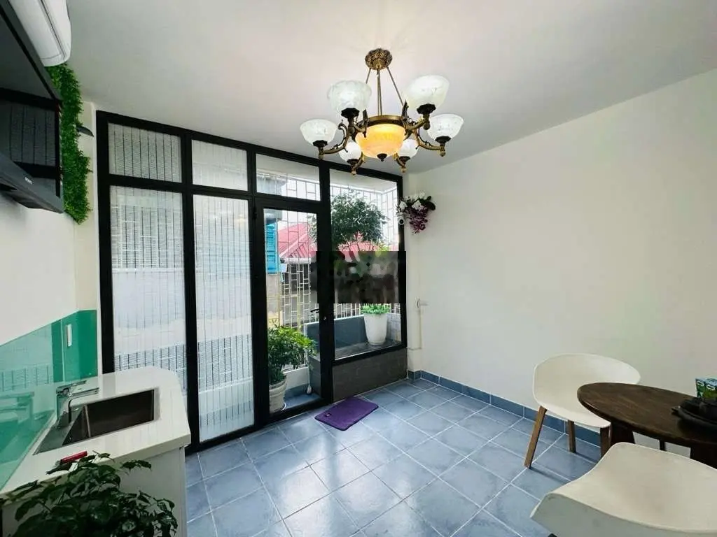 Bán nhà 33m2, Hoàng Văn Thái, 6.6 tỷ, ngõ nông, nở hậu, ở sướng