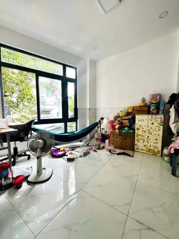 Bán căn nhà Trần Văn Đang, Phường 11, Quận 3 51m2 giá 3ty250 sổ sẵn