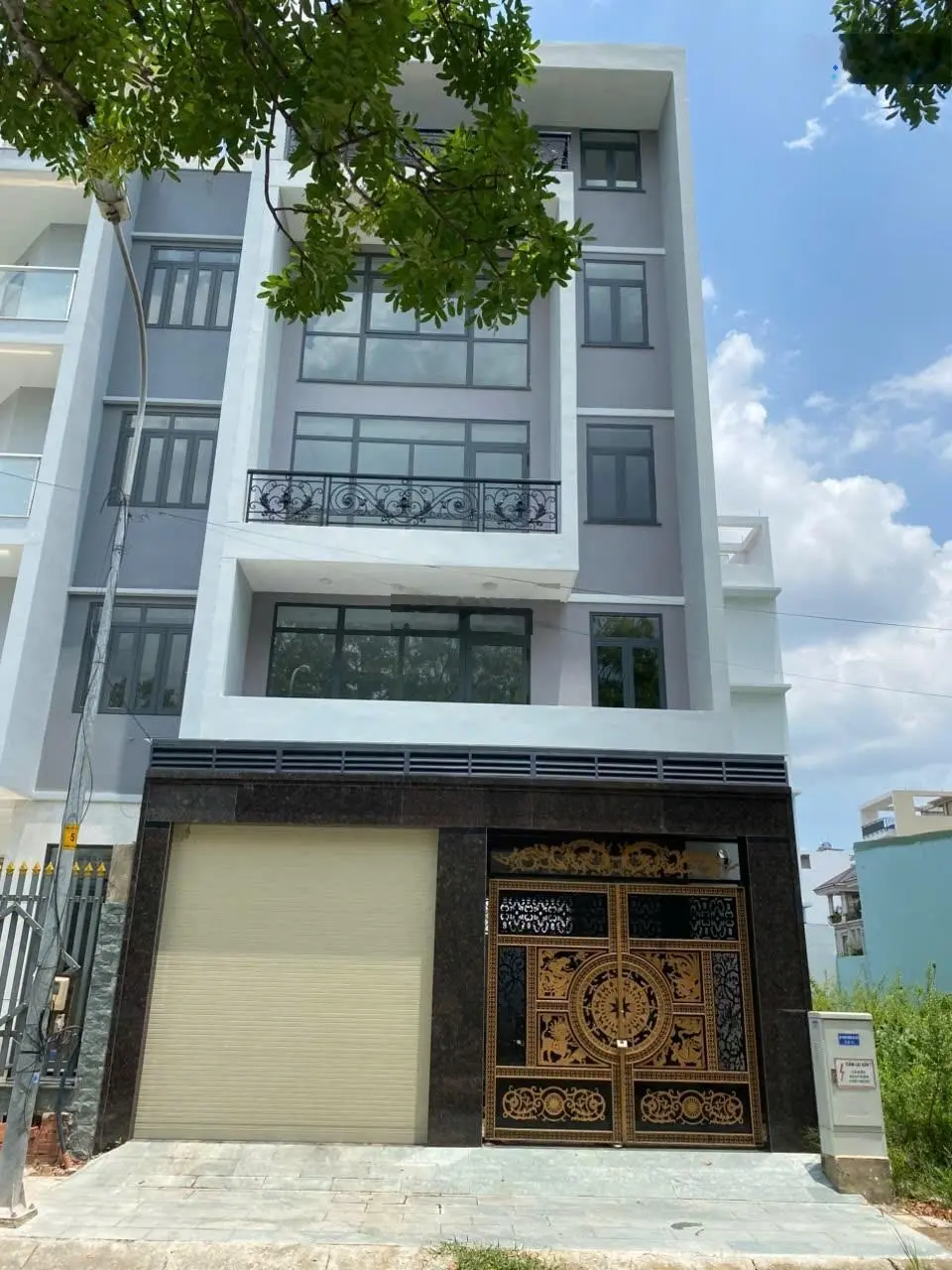 Bán nhà mặt tiền đường 66, Cát Lái, Quận 2 giá 13,5 tỷ