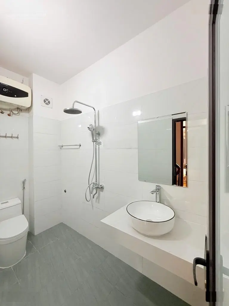 Nhà Lĩnh Nam, tầm tiền hiếm, 34m2 5 tầng, nhà mới, giá 5.4 tỷ