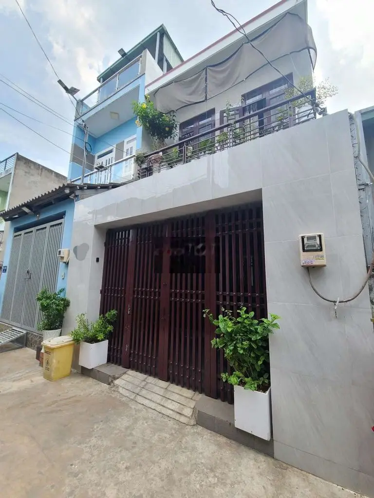 Bán Nhà Bình Tân 68m - 4.4x15.5 Hẻm ôtô 5m SHR Hoàn Công Đủ Chỉ 3.7 tỷ