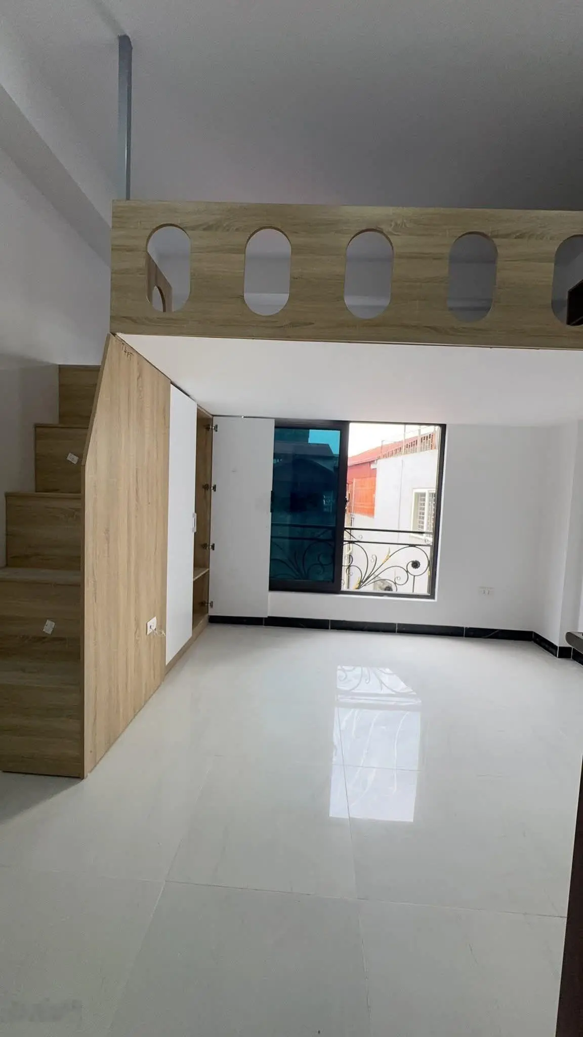 Gà đẻ trứng vàng 800 triệu/ năm. Căn nhà 16 phòng ngay Lê Đức Thọ ô tô tải qua giá 13 tỷ