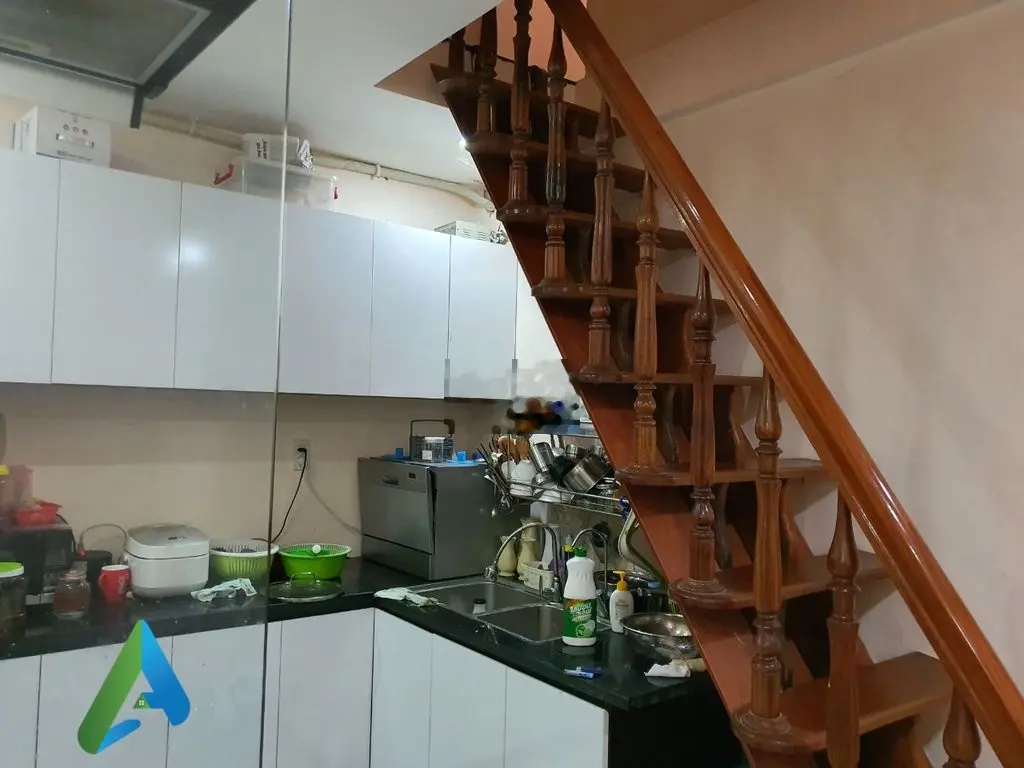 Bán nhà cấp 4 gác lững: đường bình hòa 12,