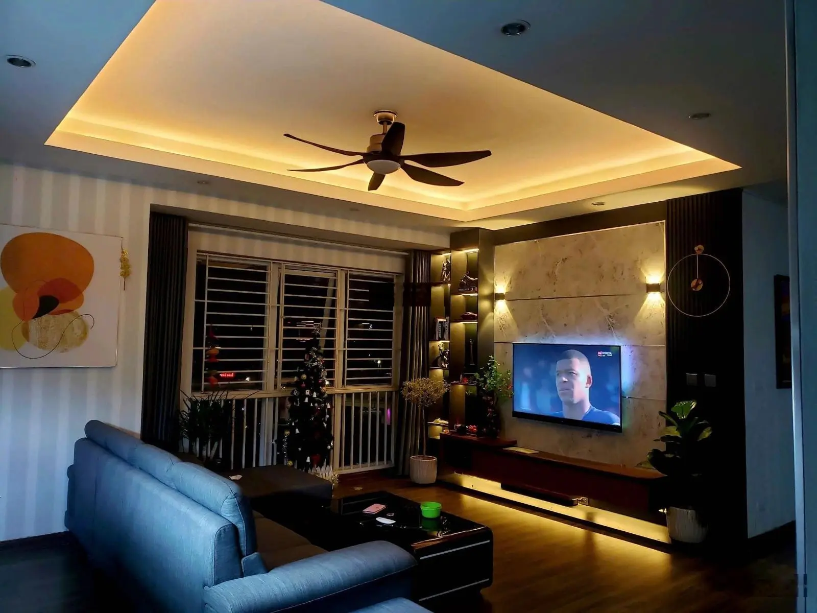 Bán căn 3 ngủ OCT3A KĐT Resco Cổ Nhuế tầng đẹp BC Đông Nam view công viên Hòa Bình LH 0822 238 ***