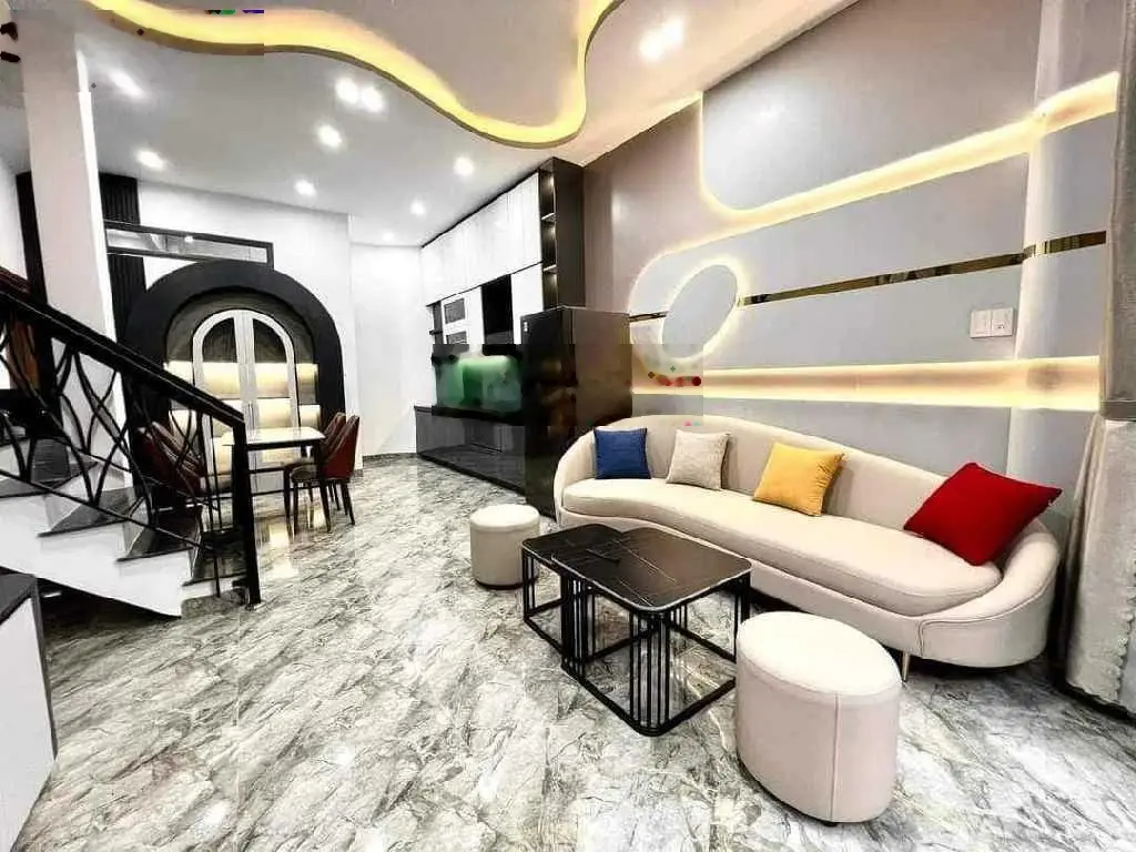 Lê Độ - Diện tích 50m2 - 2 Tầng - Nở Hậu - 3.150 Tỷ