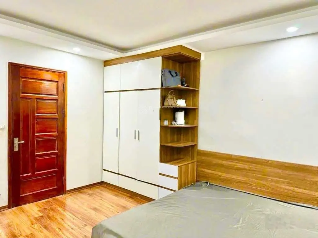 Bán nhà siêu hiếm 6 tầng thang máy full nội thất ô tô vào nhà khu vip bồ đề