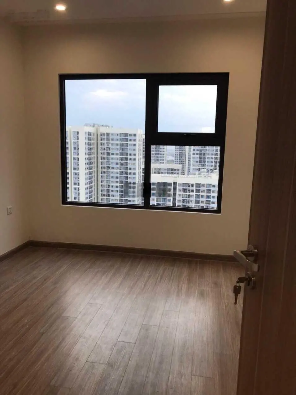 Chỉ 1tỷ9 sở hữu căn hộ 1PN + Vinhomes chuyển nhượng Rainbow