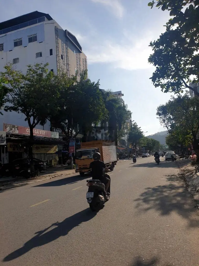 Bán Nhà 3 Tầng Mặt Tiền Ngô Văn Sở, Đường kinh đẹp Hòa Khánh