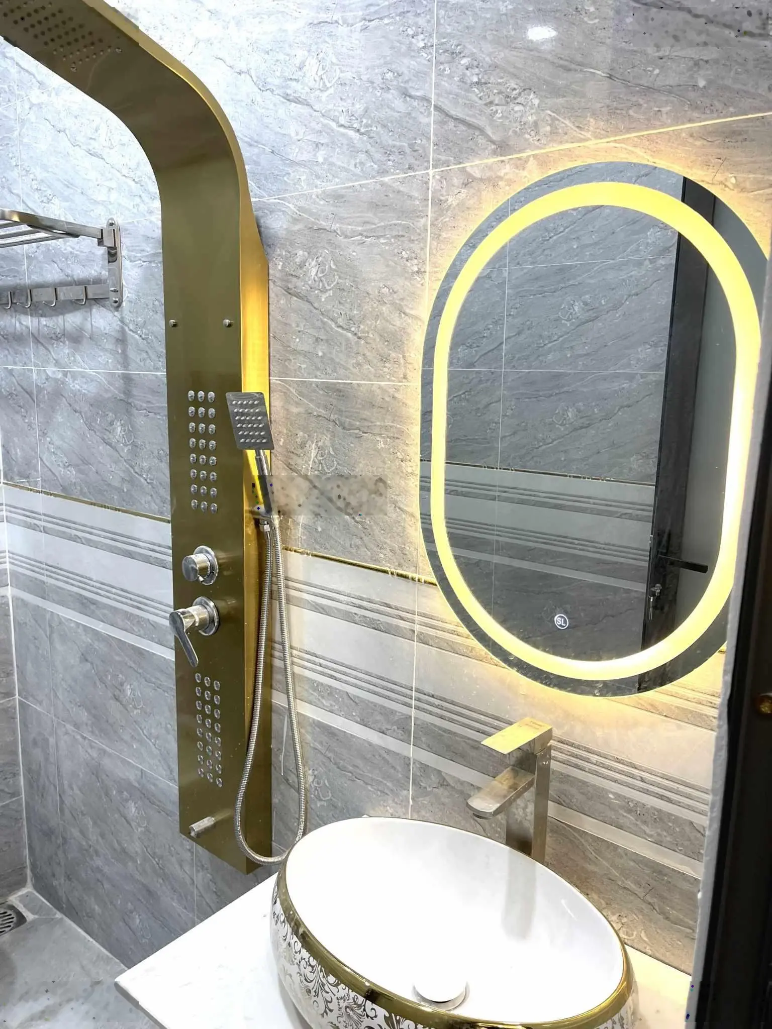 Bán nhà (đúc 3 tấm) KDC Xuyên Á - mặt tiền đường 22m lộ giới