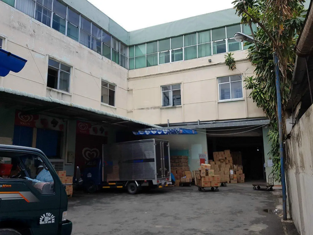 Bán nhà giá rẻ MT đường Gò Dưa, DT: 21x69m (1380m2)Giá: 54tr/m2. Lh: 0903 398 ***