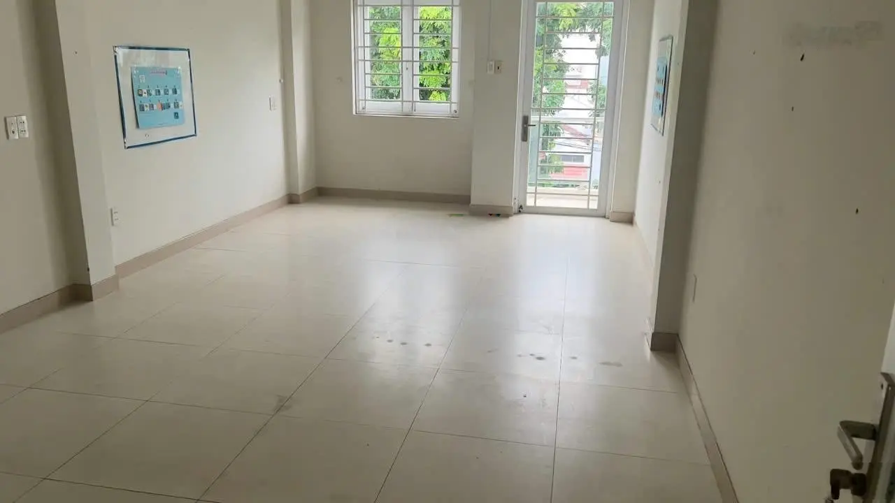 Bán nhà mặt tiền đường đôi 30m đường đẹp nhất phường Tân Kiểng, Quận 7 (vị trí KDMB sầm uất nhất)