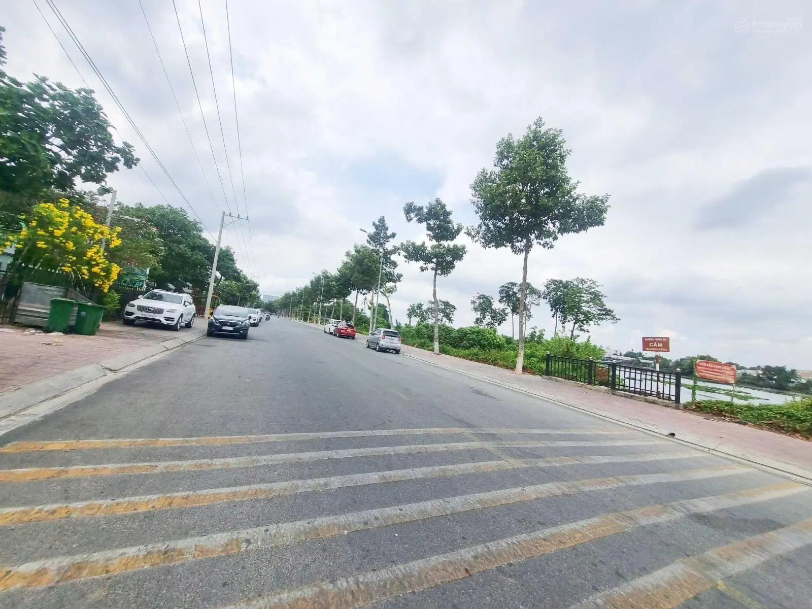 Đất 1.000m2 trung tâm Lái Thiêu giá 19tr/m2. LH 0909 036 ***
