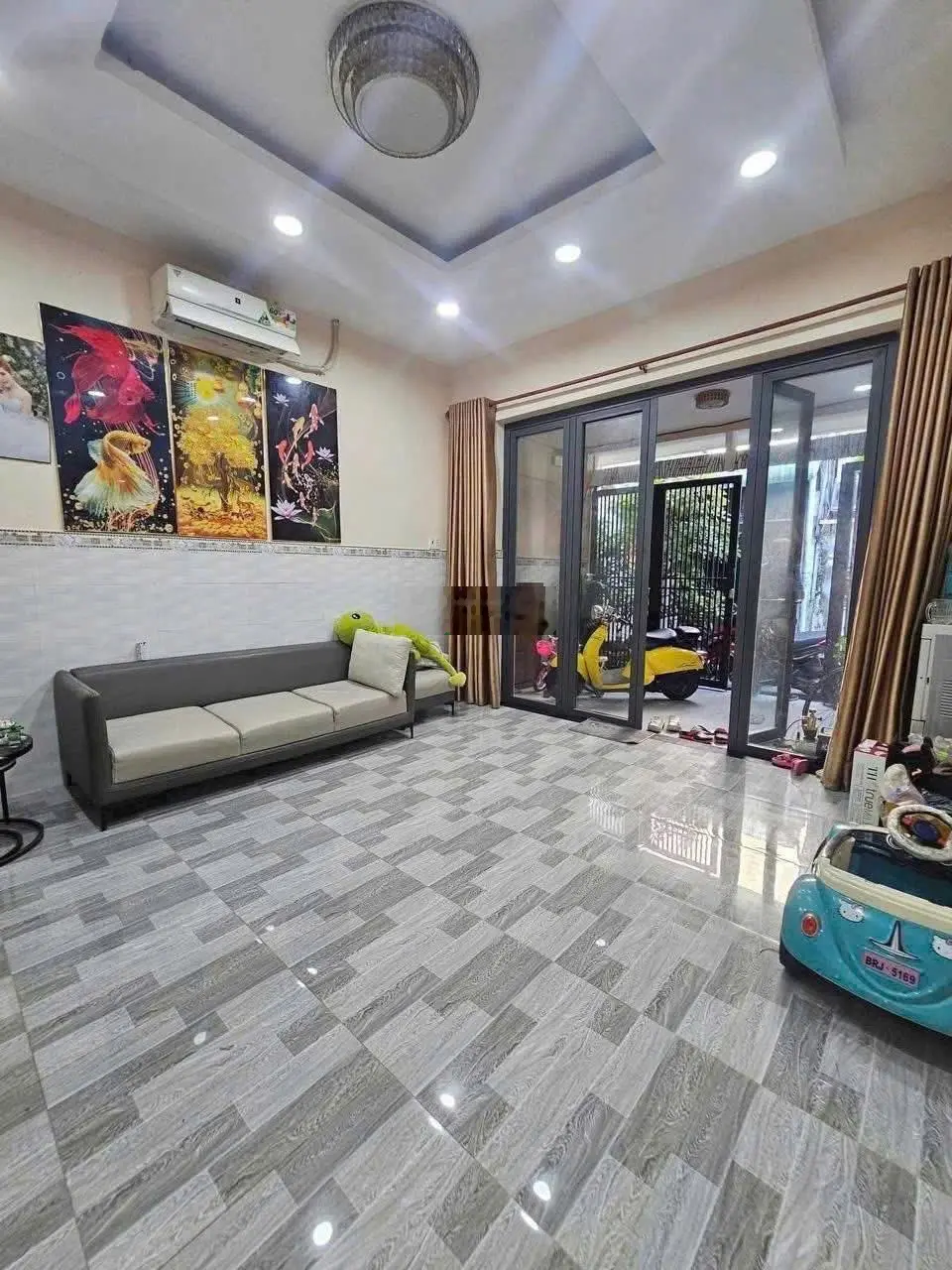 Chính chủ bán nhà Q12 TRUNG MỸ TÂY - NHÀ CẤP 4 ĐẸP - Chỉ sách valy vào ở .