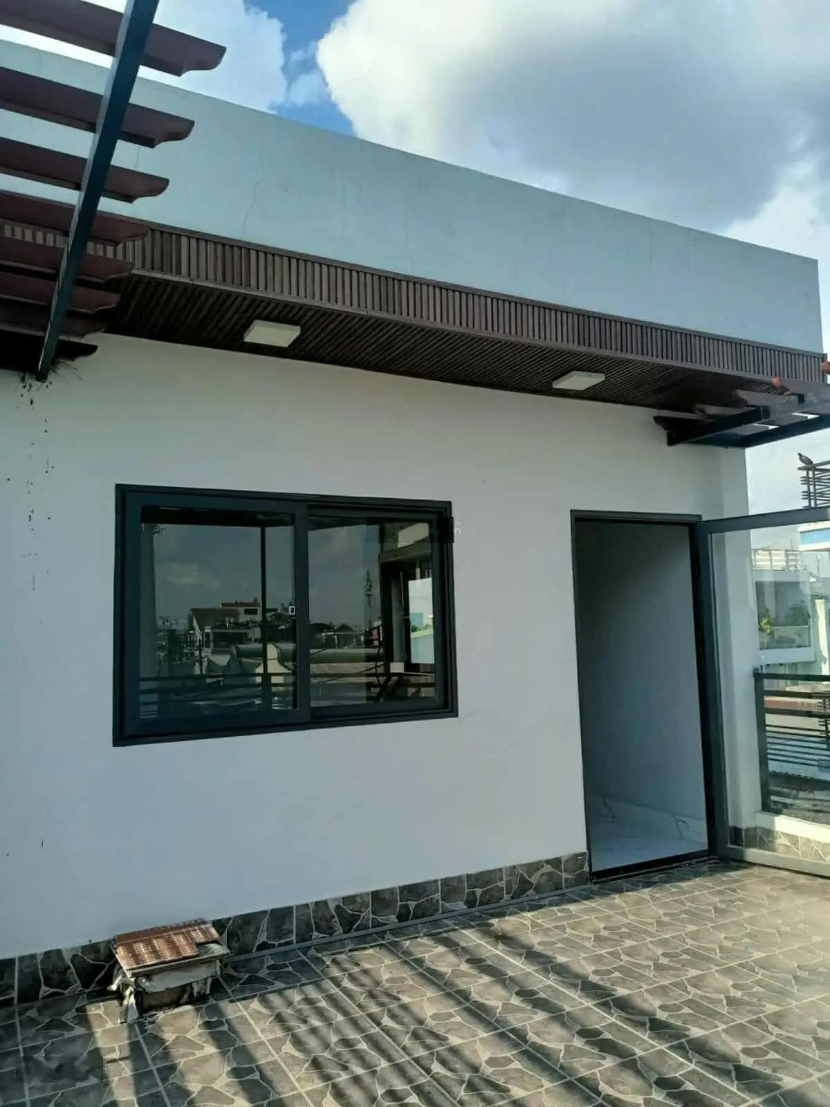 Cần Bán Gấp Nhà 3 Tầng Mới - Khu VIP Lê Văn Quới - Hẻm 7m Thông - DT Khủng 116m² - Giá Chỉ Hơn 5 Tỷ