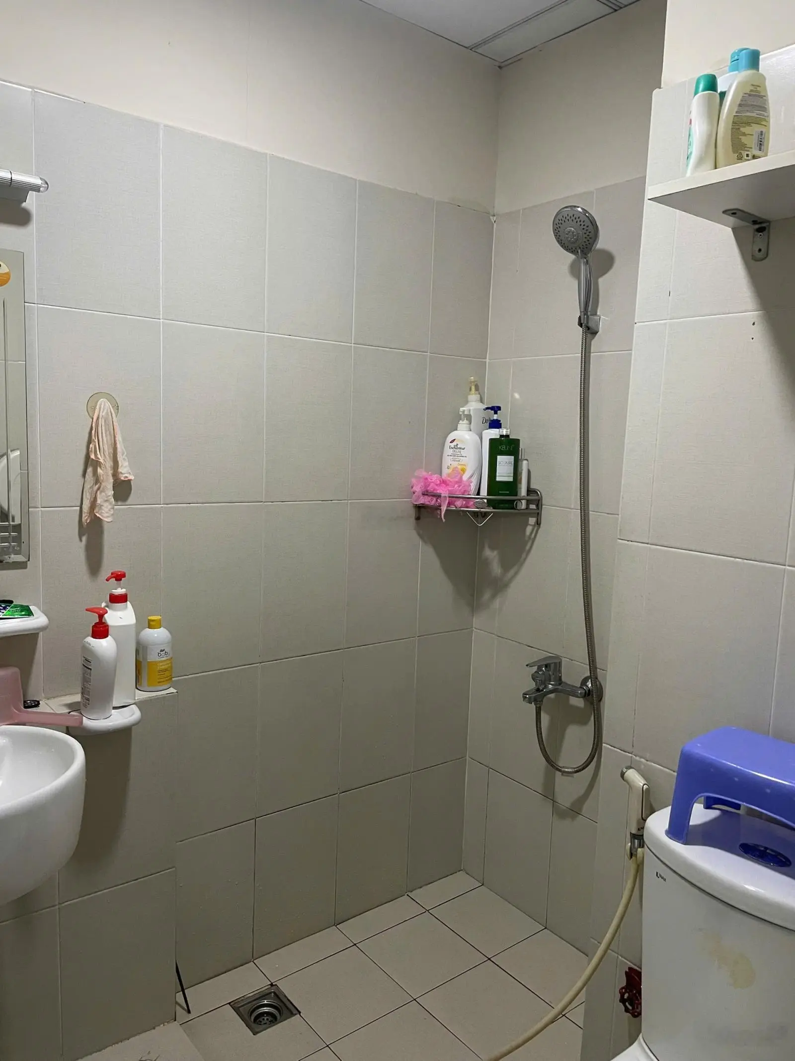 Bán căn hộ Flora Anh Đào, 2PN 2WC, giá 2tỷ3, LH 0898 536 ***