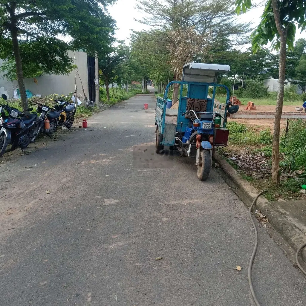 Chính chủ bán gấp đất ngộp kv Biên Hòa, dt 120m2, thổ cư, giá 550tr