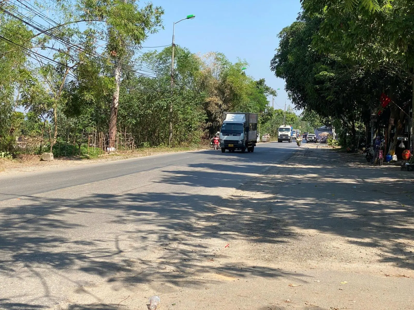 Cần bán gấp 88m2 Nguyên Khê Đông Anh, cách 15m ra Quốc Lộ 3 giá 3,x tỷ. Lh 0981 568 ***