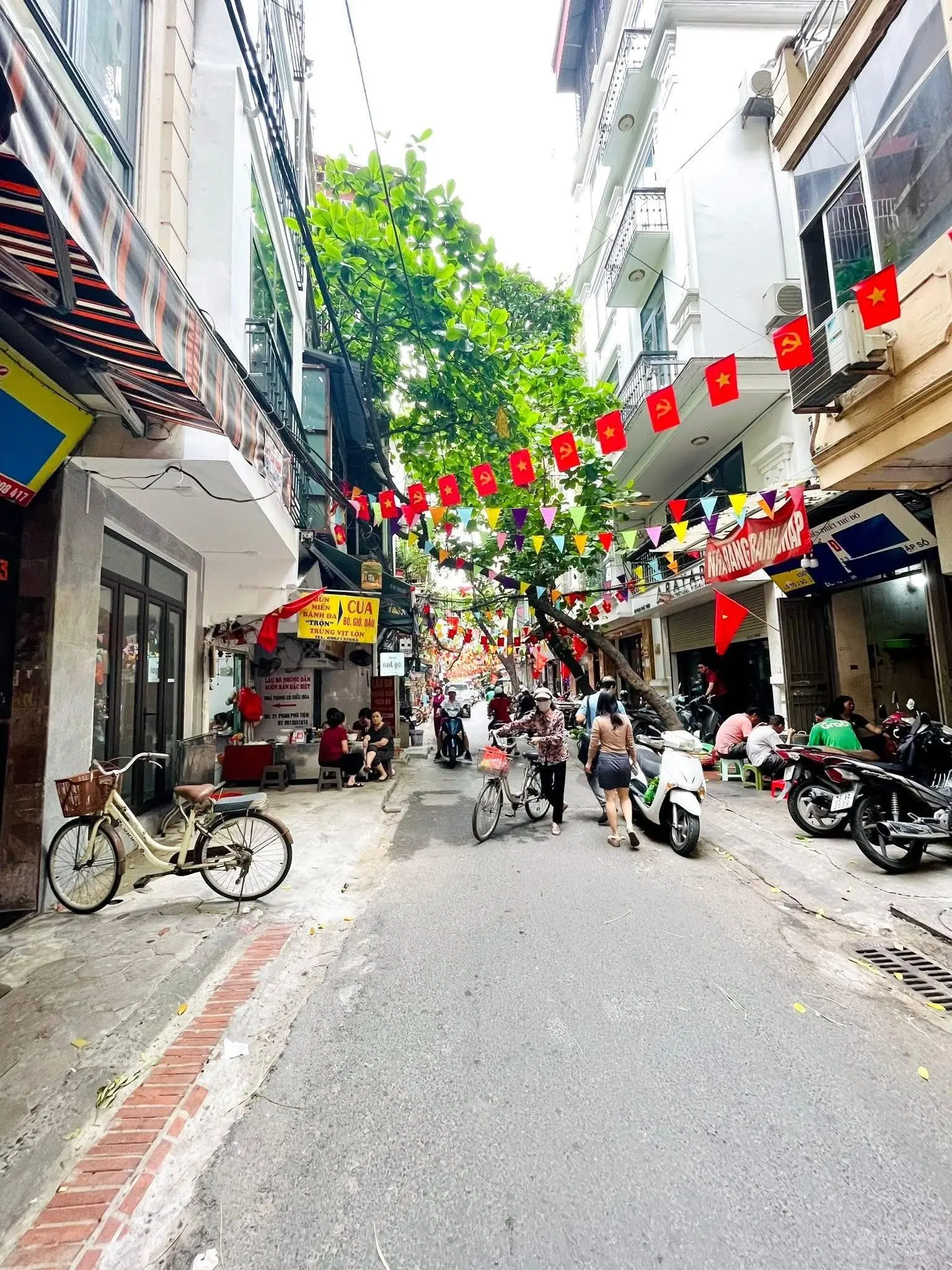 8,6 tỷ có siêu phẩm mặt phố Đống Đa Nhà 5 tầng mới đẹp, vỉa hè kinh doanh tấp lập