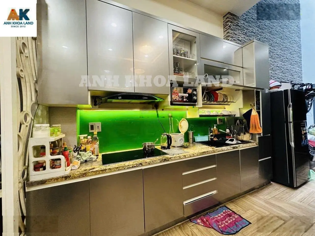 Nhà đẹp 4 tầng ngay Hoàng Diệu 2 - 90m2(4.5x20m) - 5PN 5WC - Có thang máy