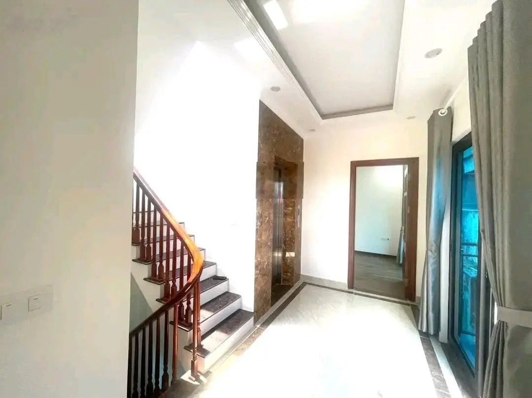 Bán nhà Mặt phố Đa Sỹ 60m2, 5 tầng, lô góc, kinh doanh đỉnh; thang máy, Cực đẹp. Giá 14.5 tỷ