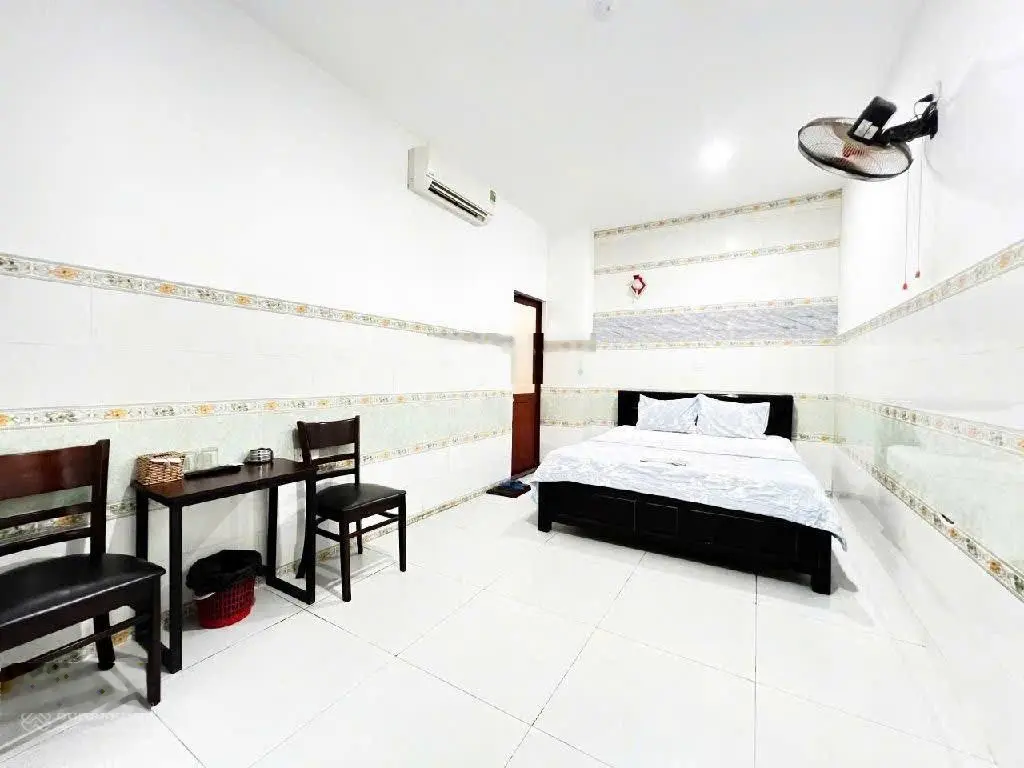Nhà bán siêu vip - Đồng Khởi nhỉnh 10 tỷ - khách sạn 4 tầng - 20 phòng - LN 60tr/tháng