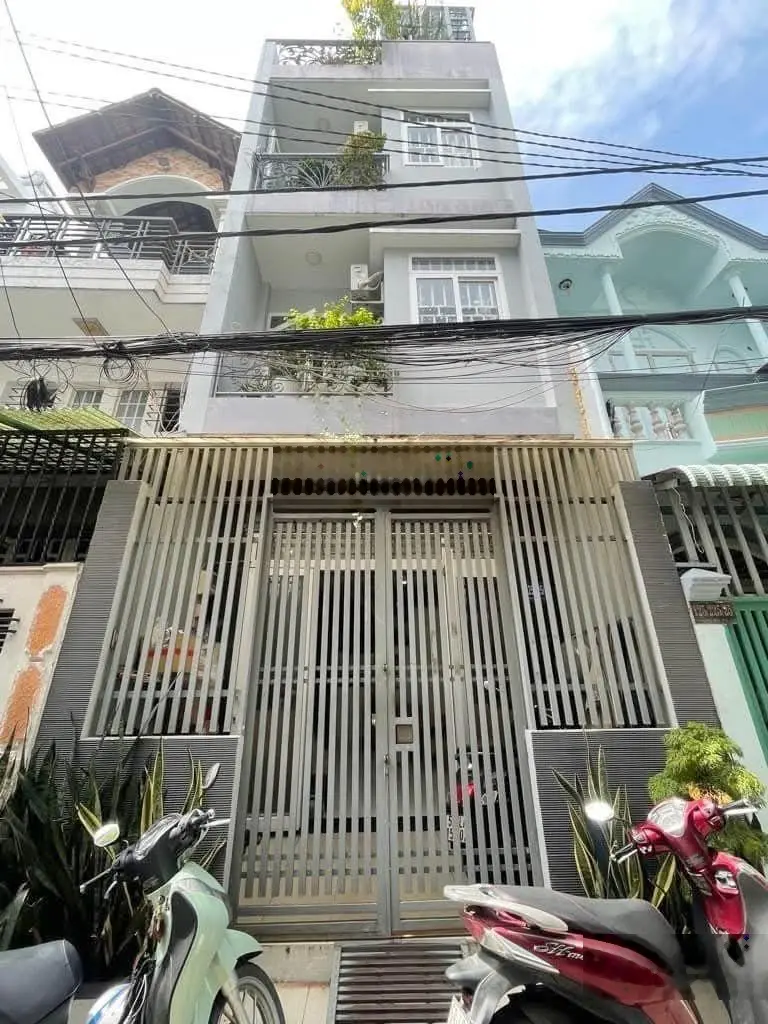 Cách PMH 1 phút - 61m2 -4,3*14- xe hơi tới nhà nhà 4 tầng đầy đủ nội thất nhỉnh 7 tỉ