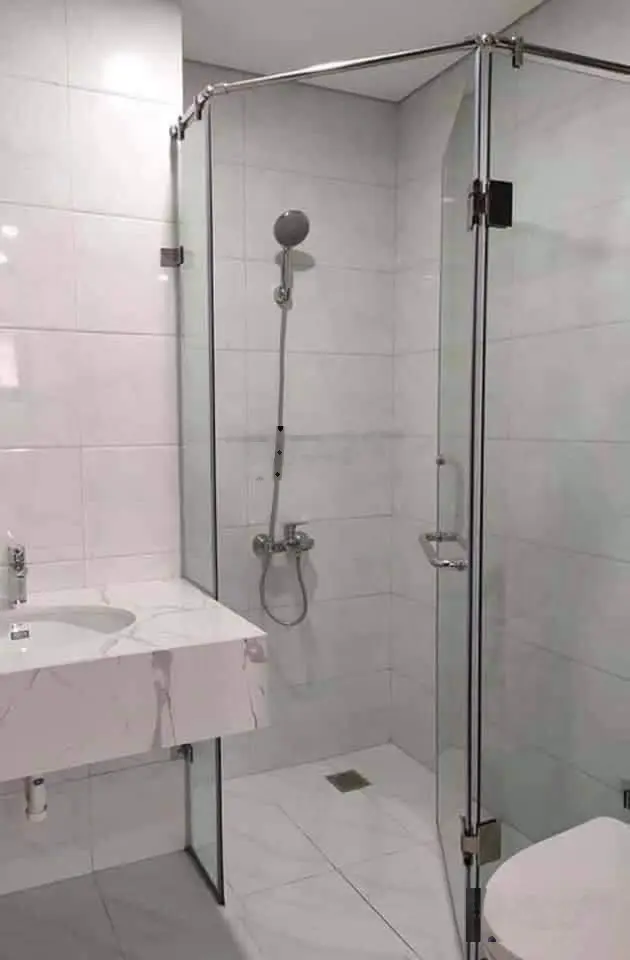 Cần bán chung cư Báo Công An gần sân bóng BCA mặt đường Nguyễn Xiển diện tích: 104 m2
