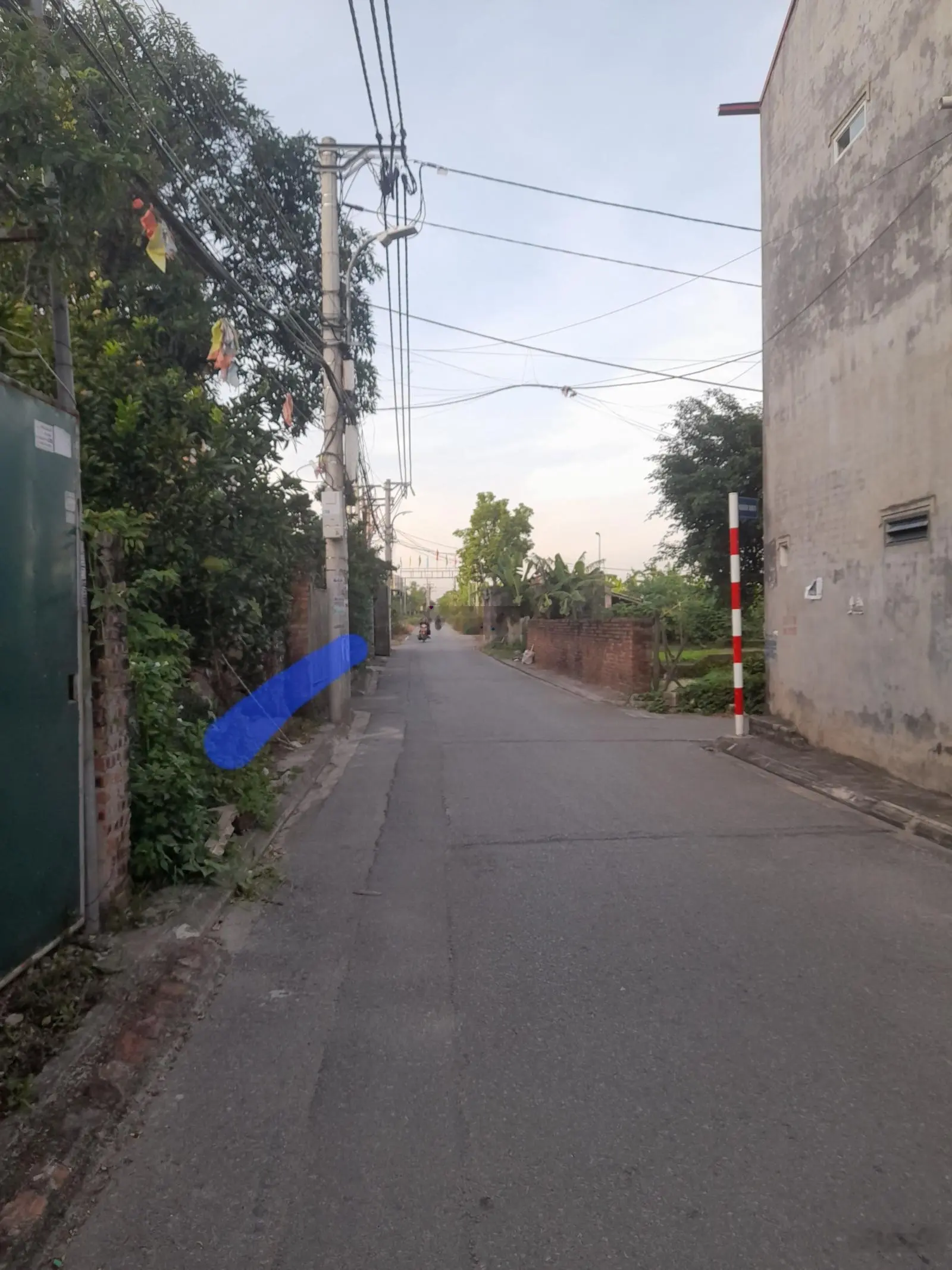 Bán đất chục chính giao tất a kim sơn dt 64m mt 4m7 nở hậu đường thông ôtô tránh kinh doanh
