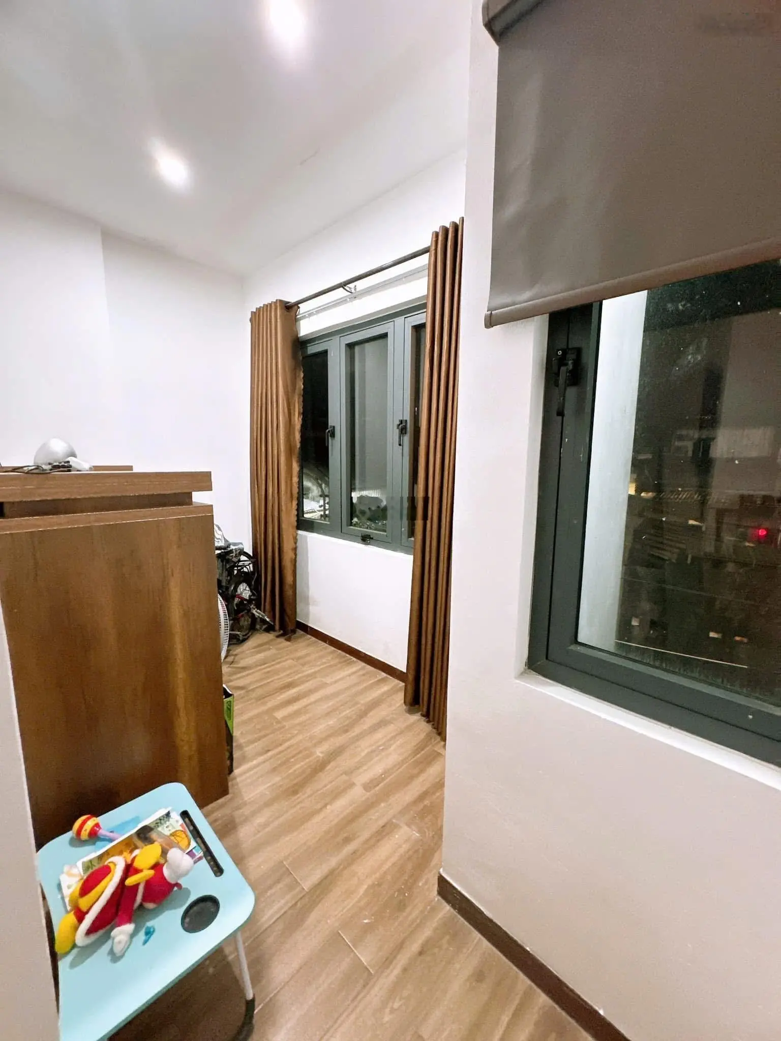Nhà 2mê rưỡi kiệt 62/12/2 Nguyễn Huy Tưởng Vị trí : cách đường chính 30m,