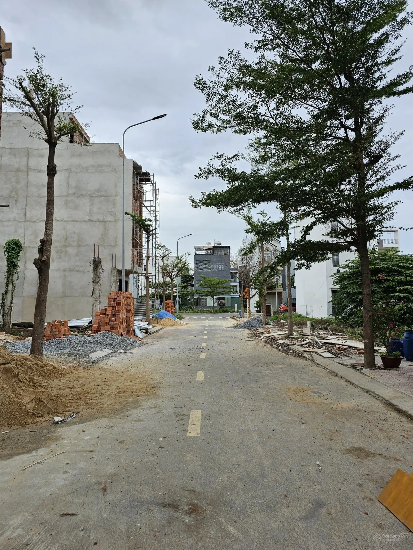 3 tỷ 750 Bán nhà 1 trệt 2 lầu KDC ĐẸP P.Thuận Giao, TP.Thuận An