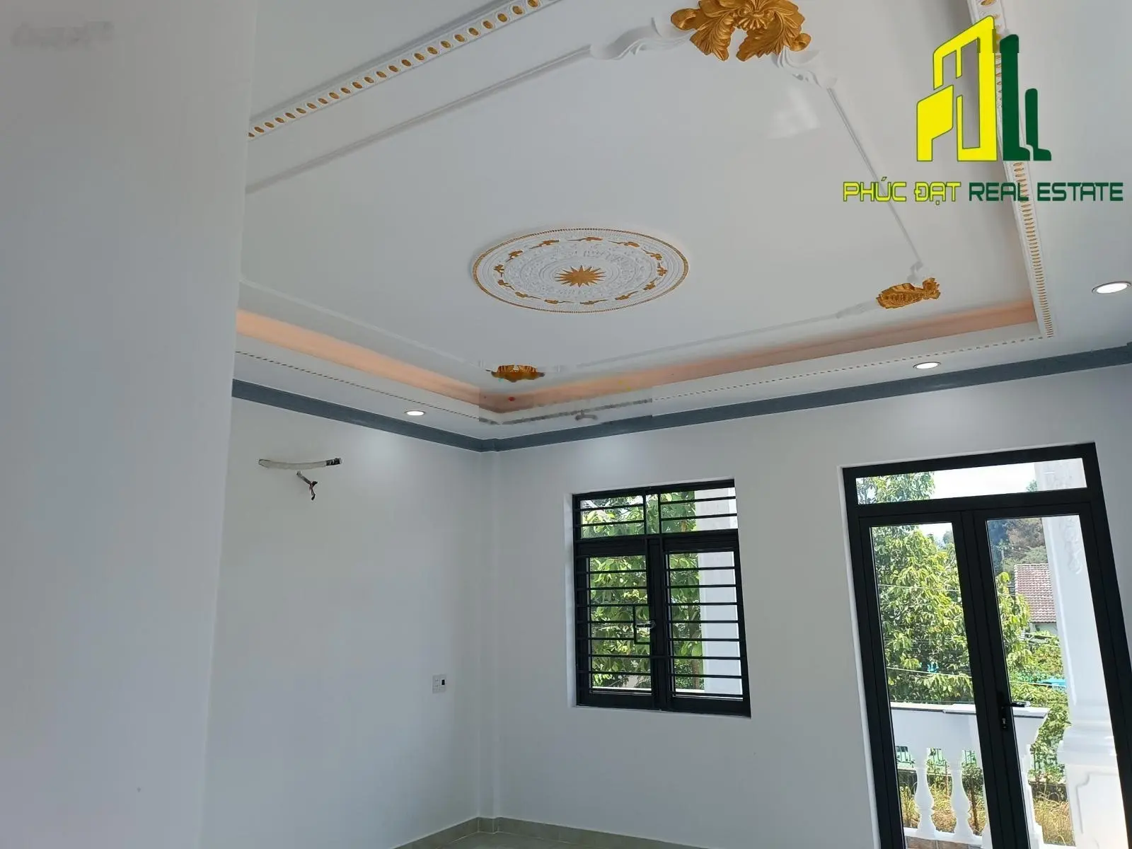 Bán biệt thự DT khủng 153m2 SHR 1 trệt 2 lầu siêu đẹp ngay Song Ngữ Lạc Hồng, liền kề công viên