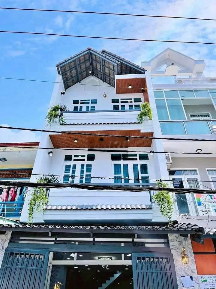 Bán Nhà Riêng 40m, Ngay Trần Thị Năm, Q12. Giá 2Tỷ550 còn Bớt.