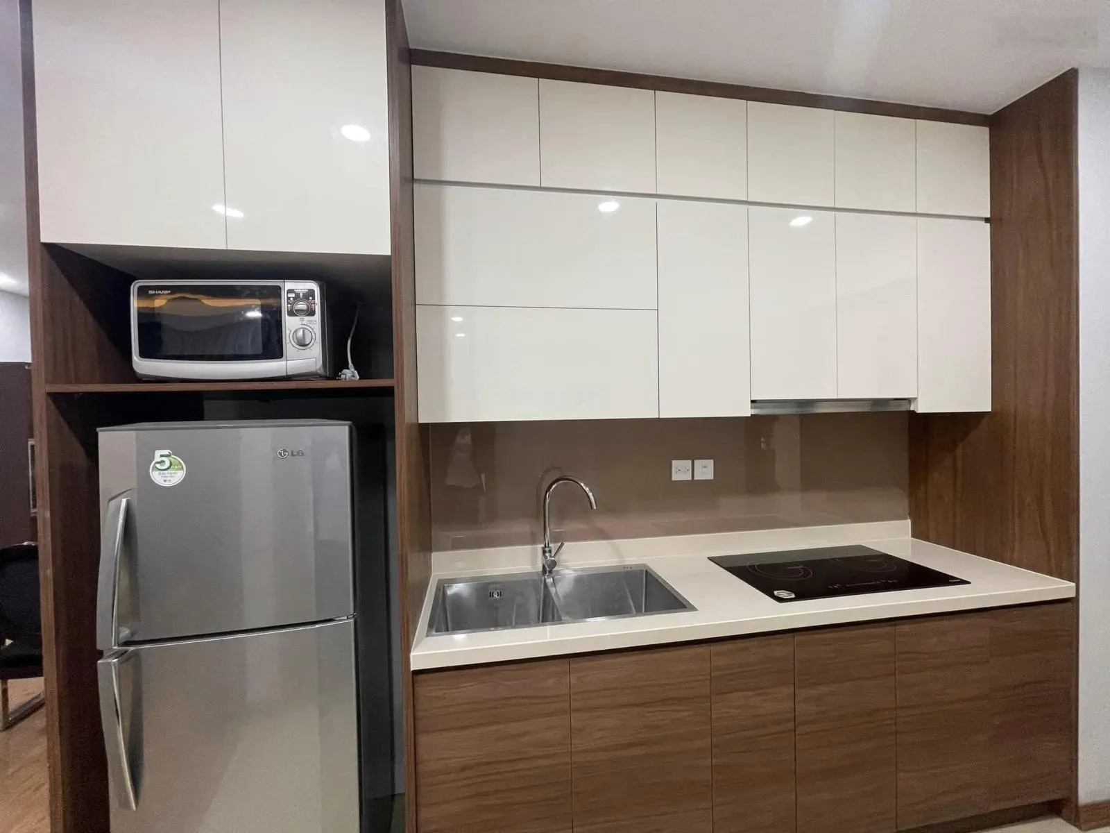 Bán căn hộ cao cấp 80m2 - 2 ngủ, siêu hiếm nhiều tiện ích tại The Park Home. Giá tốt chỉ 6,2 tỷ