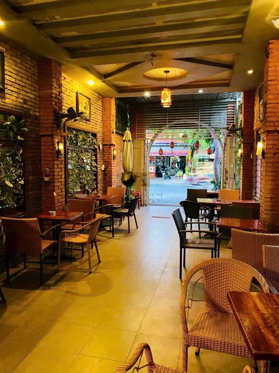Bình Tân, Chính Chủ Trang Bìa,MTKD,Sầm uất, 2Tầng,111m2-nở Hậu,Giá 7.3Tỷ.Đang Kinh doanh QCà phê