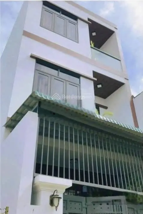 Bán nhà 3 tầng hẻm Nguyễn Khuyến - P. Vĩnh Hải - TP. Nha Trang. DT 55m2 giá 3,3 tỷ