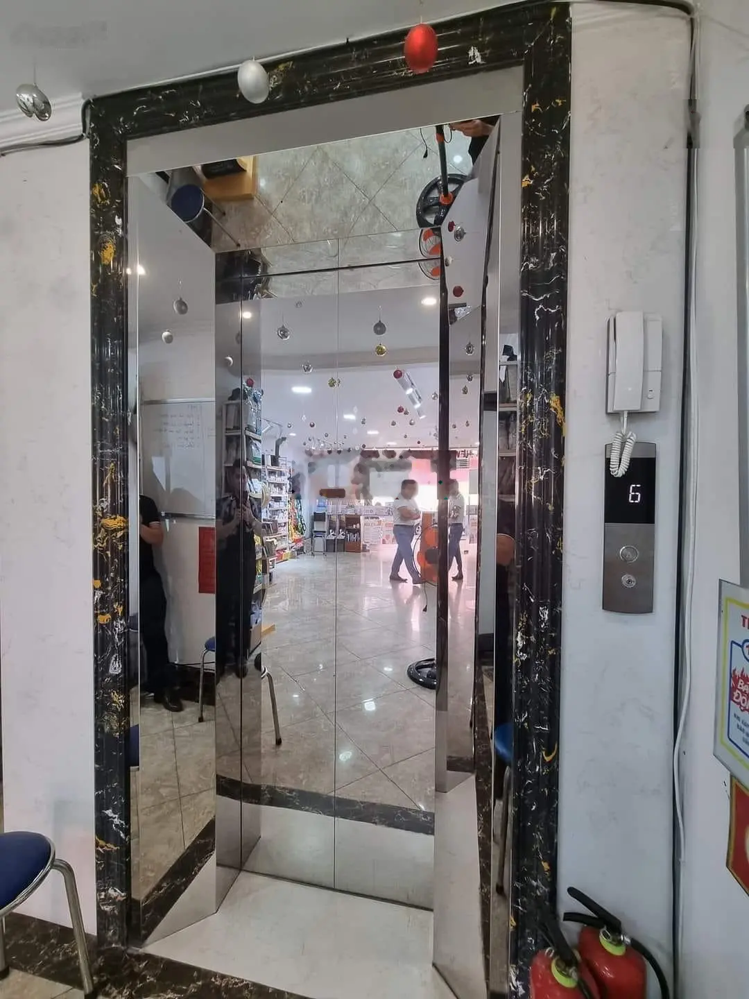 Bán tòa nhà văn phòng siêu vip 8T, 60m2 Phạm Tuấn Tài - mặt phố quận Cầu Giấy