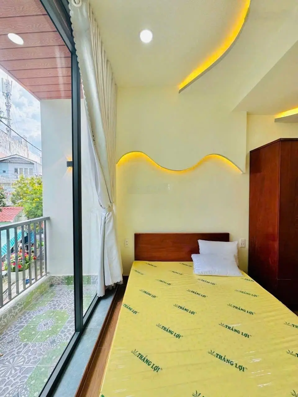 Bán nhà mới phường Tân Thuận Đông, Quận 7, 30m2, hẻm thông thoáng, nở hậu, nhỉnh 3t