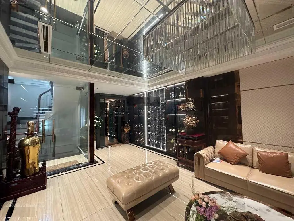 Bán nhà tại phố Đốc Ngữ, Ba Đình. Diện tích 50m2, giá 15,7 tỷ