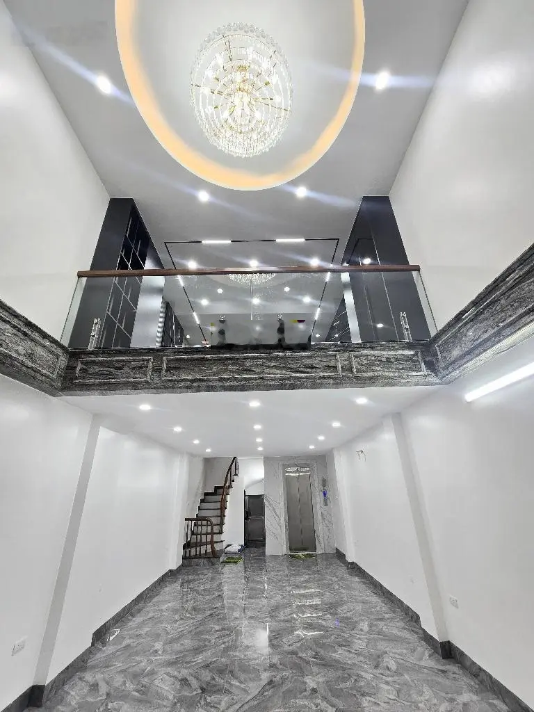 Bán nhà mặt phố hoàng mai - chỉ với 16,7 tỷ, 56m2, 7 tầng, pháp lý đầy đủ. thang máy kinh doanh.