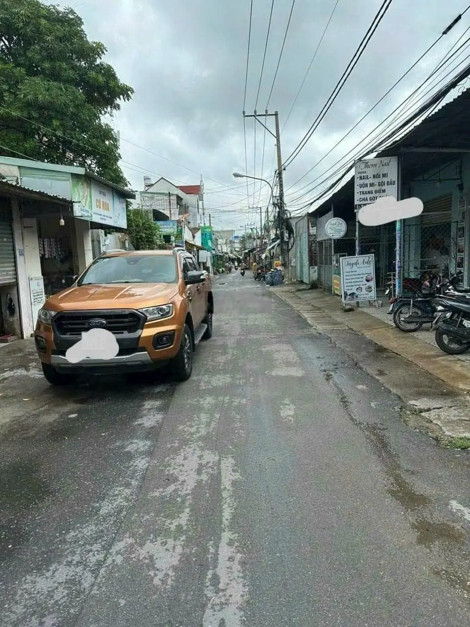 Cần bán căn góc 2 MT đường xe hơi, cách Nguyễn Tri Phương 100m. Giá 4,2 tỷ LH 0932 136 *** xem nhà