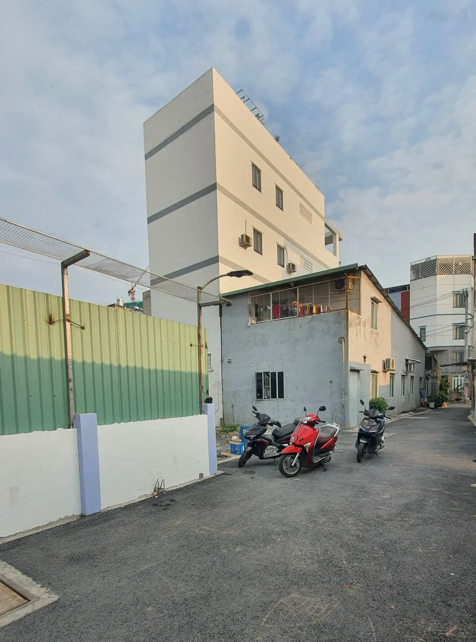 Bán đất HXH đường Đinh Thị Thi KDT Vạn Phúc. Dt (4,1x20) Nở hậu 4,6m