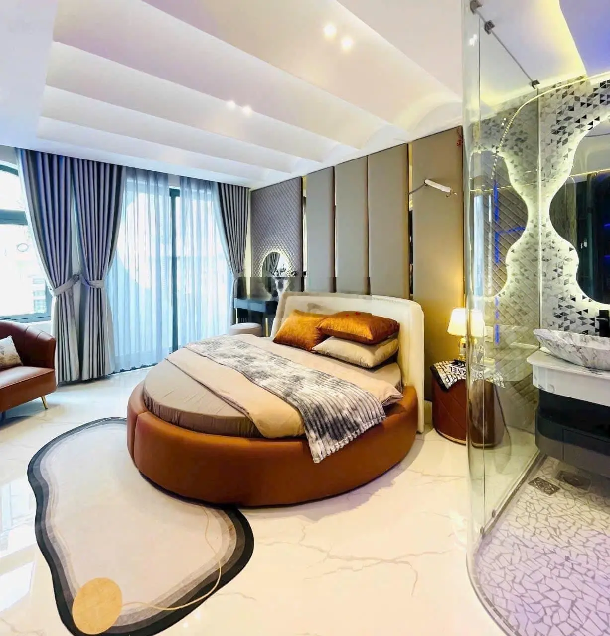 Cần bán gấp nhà giá rẻ gần Chợ Bình Chánh DT120m2 chỉ 1,86 Tỷ 1T2L 5PN4WC,đang cho thuê 12tr/th,SHR