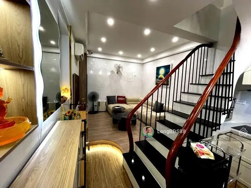 Lô 3 căn xây mới - 6 tầng thang máy. nhà nhiều rẽ nhưng gần phố - ngõ thông. đầy đủ nội thất full